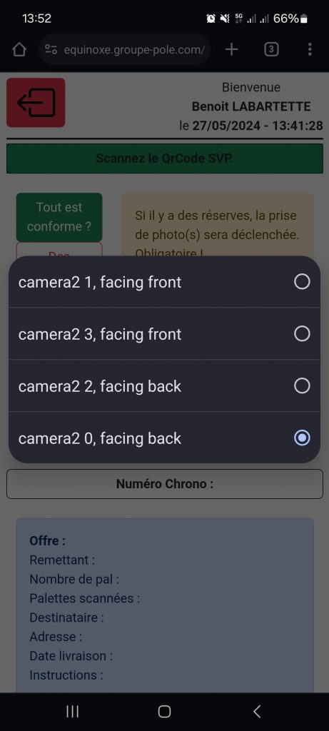 Seul l'app numéro 4 permet d'accéder à la lampe